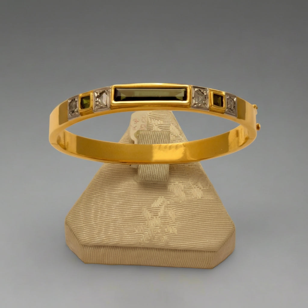 Bracelet in 18k gold with Green Tourmaline (Verdelite) and diamonds (C-03)