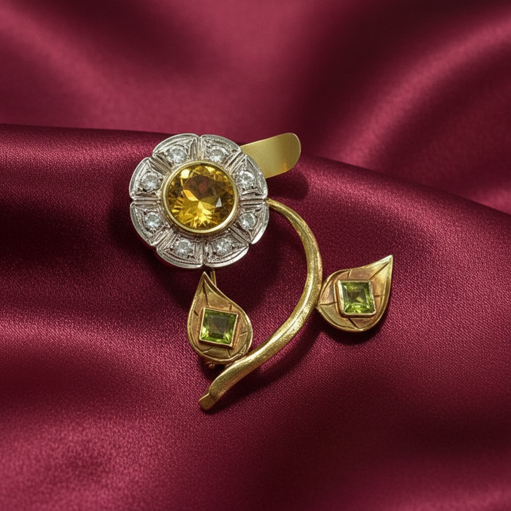 Brooch in gold 18k, Flower brooch