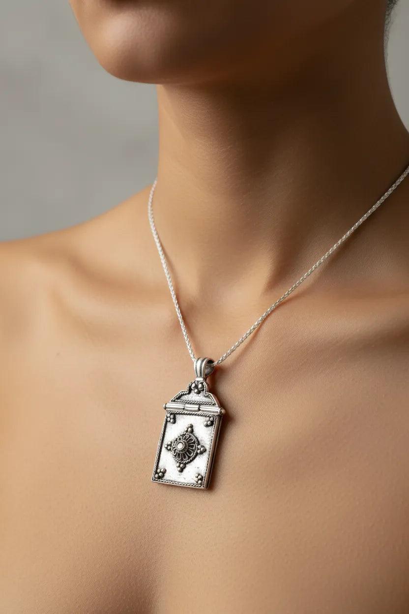 Byzantine pendant in Sterling silver (PE-81)