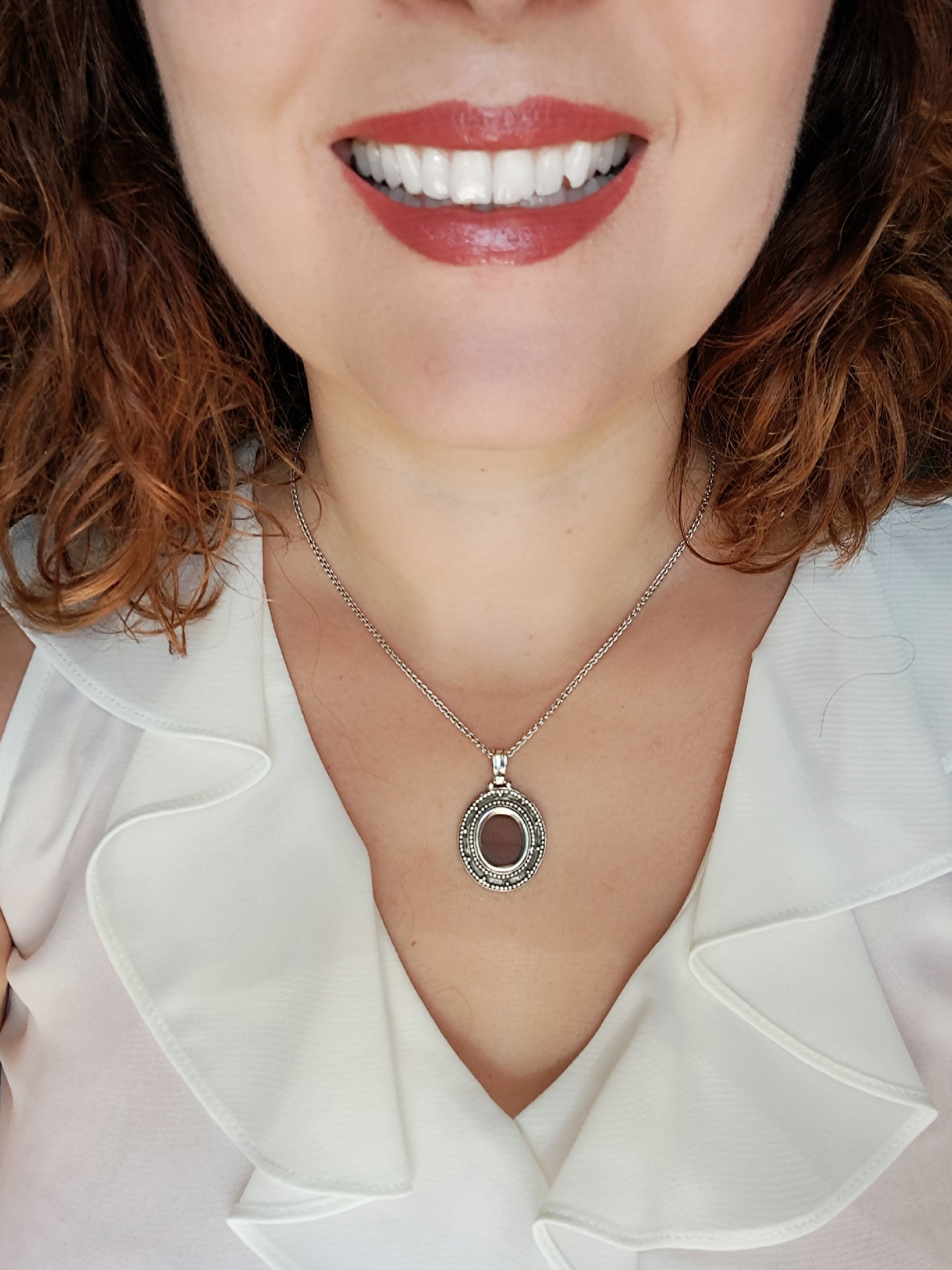 Byzantine pendant in sterling silver with carnelian (PE-84)