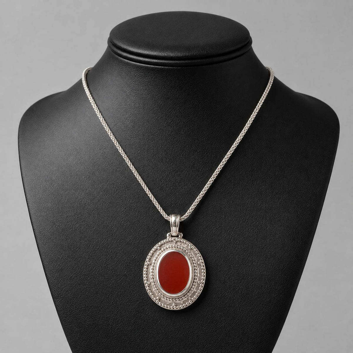 Byzantine pendant in sterling silver with carnelian (PE-84)