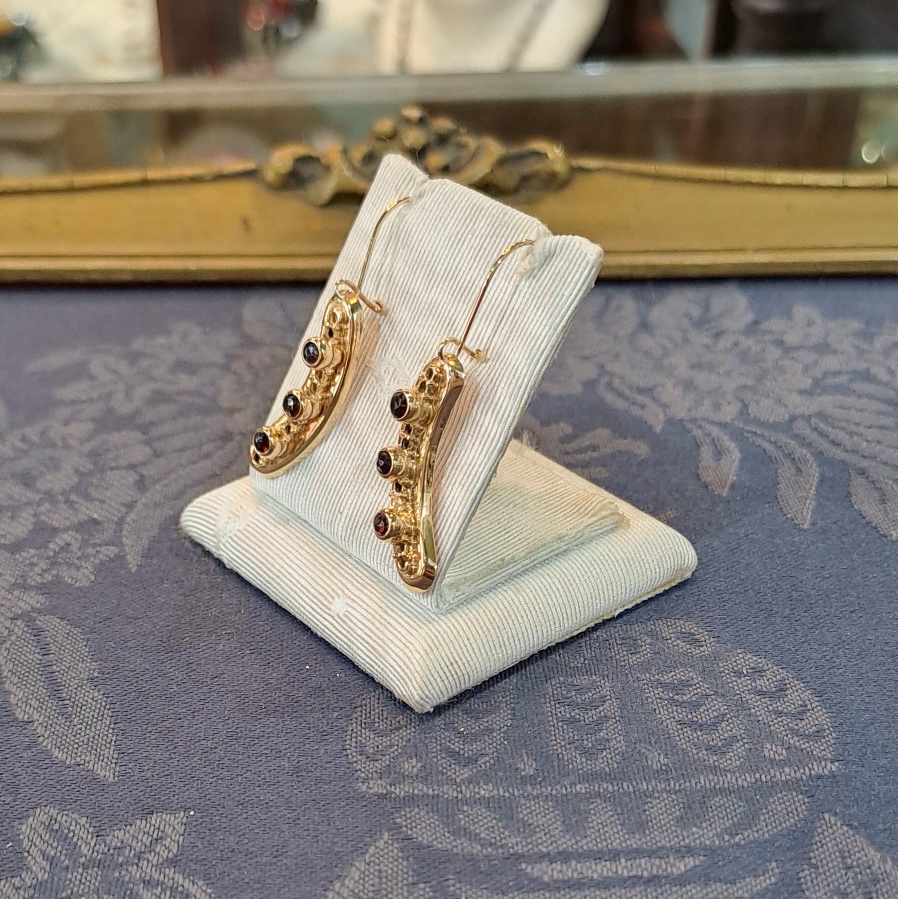 Earrings in 14k gold with Garnet - Dinos-Virginia