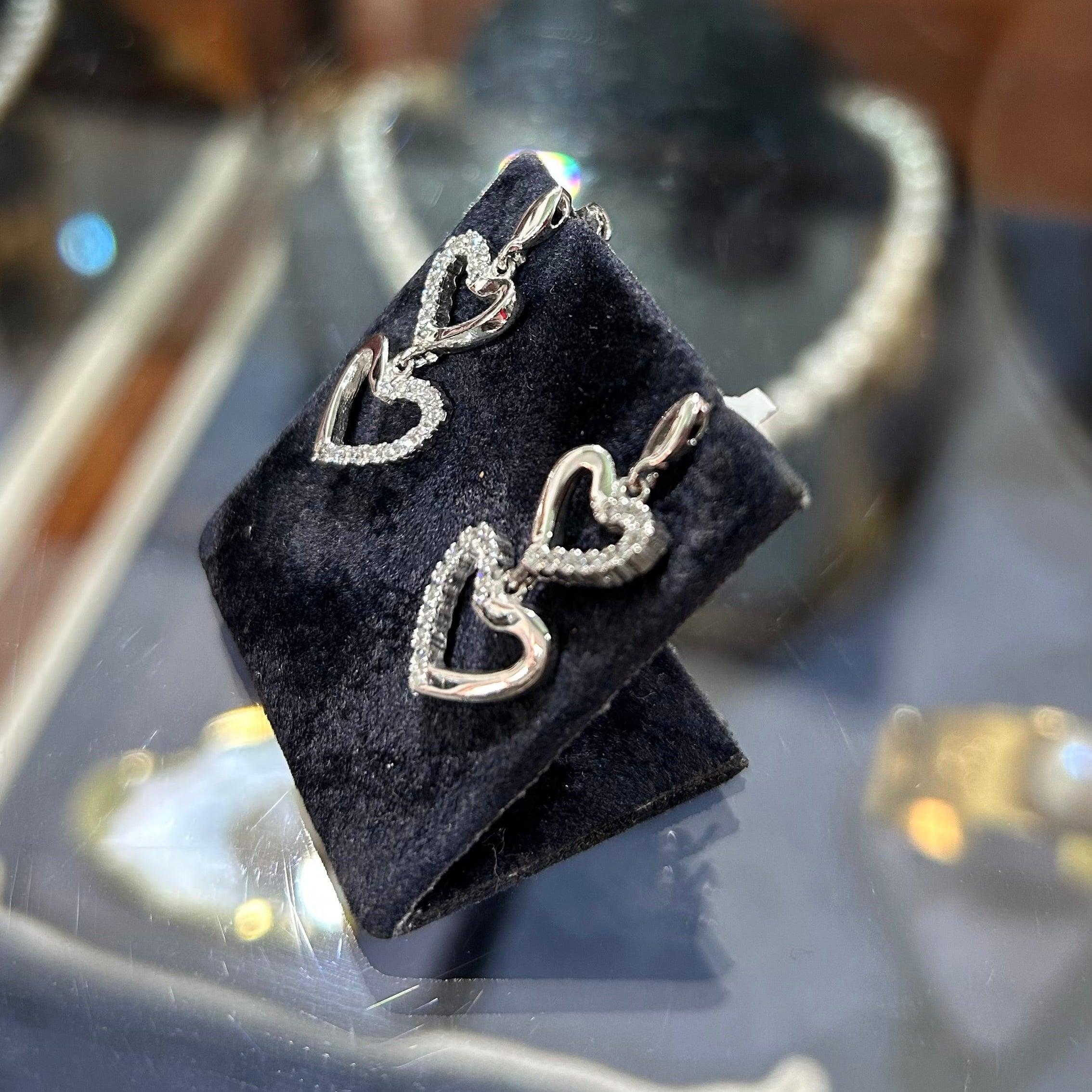 Earrings in white gold, 14k, heart earrings