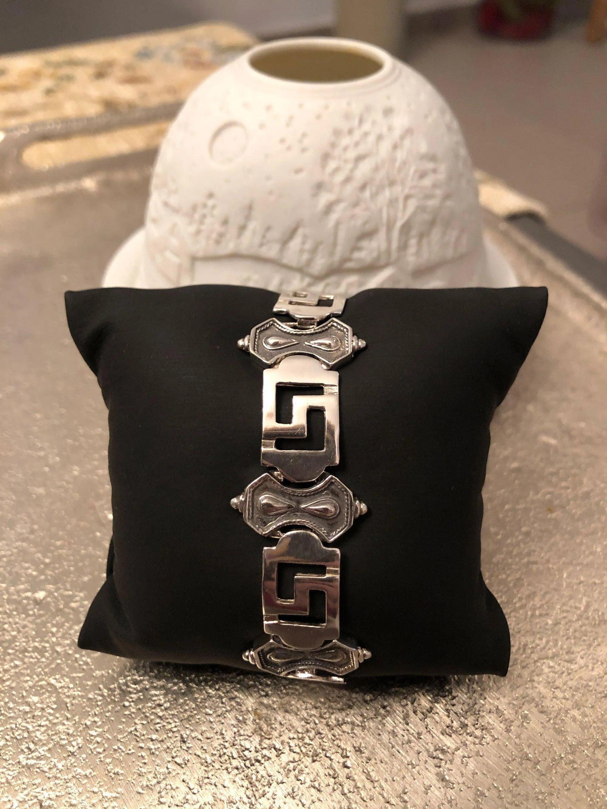 Greek Key Meander Bracelet in Sterling Silver (B-98)