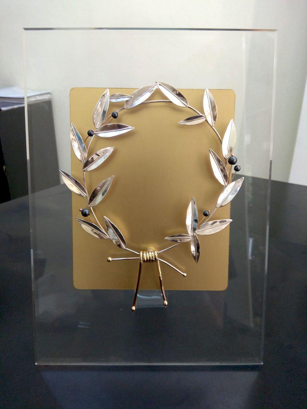 Greek Sterling Silver Olive leaf Wreath Kotinos on plexiglass (A-93) - ELEFTHERIOU EL