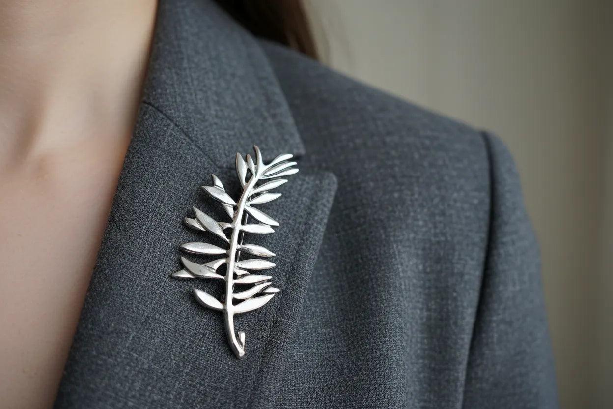Greek Traditional Olive leaf brooch in sterling silver (K-20)