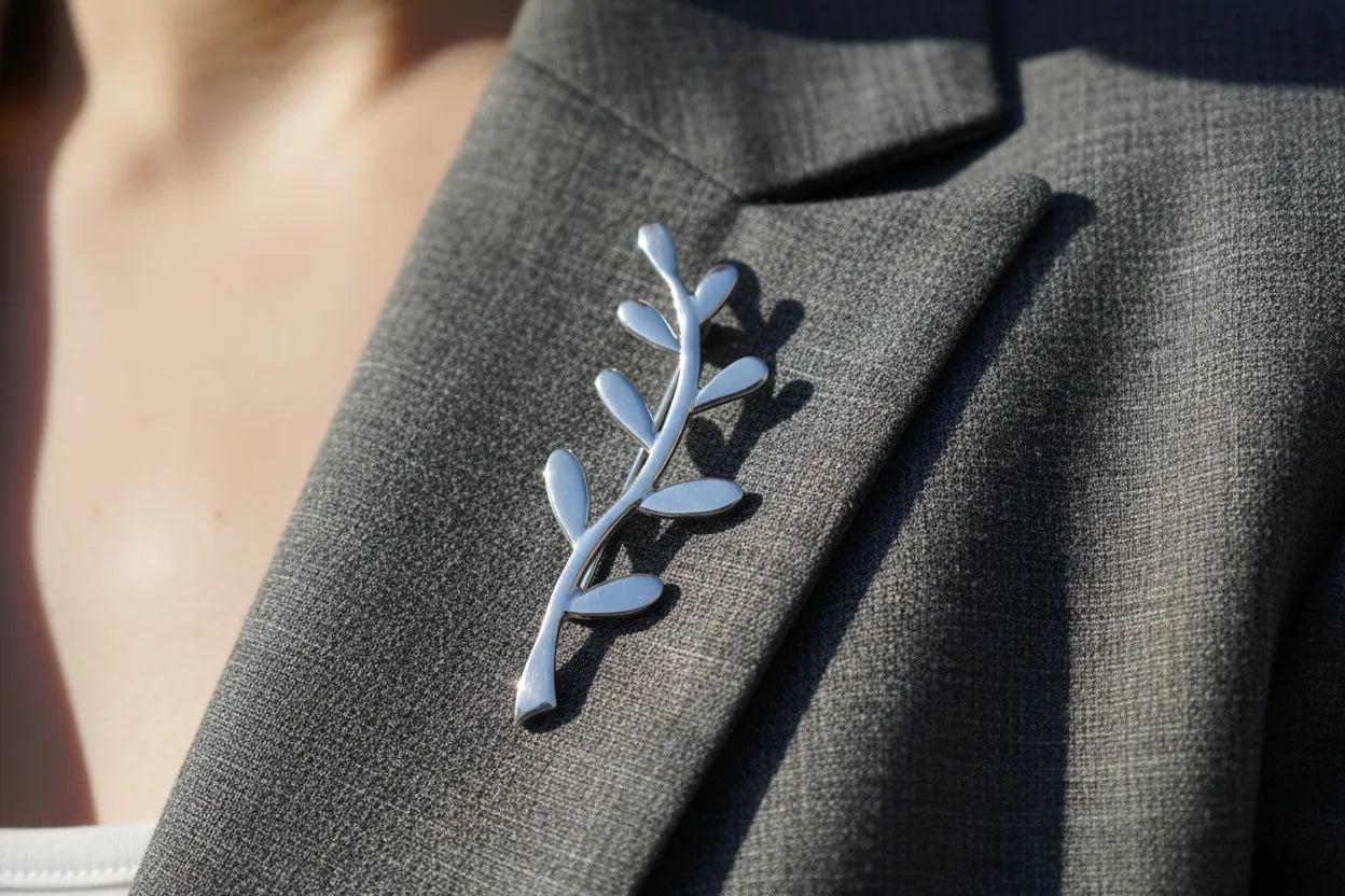 Greek Traditional Olive leaf brooch in sterling silver (K-42)