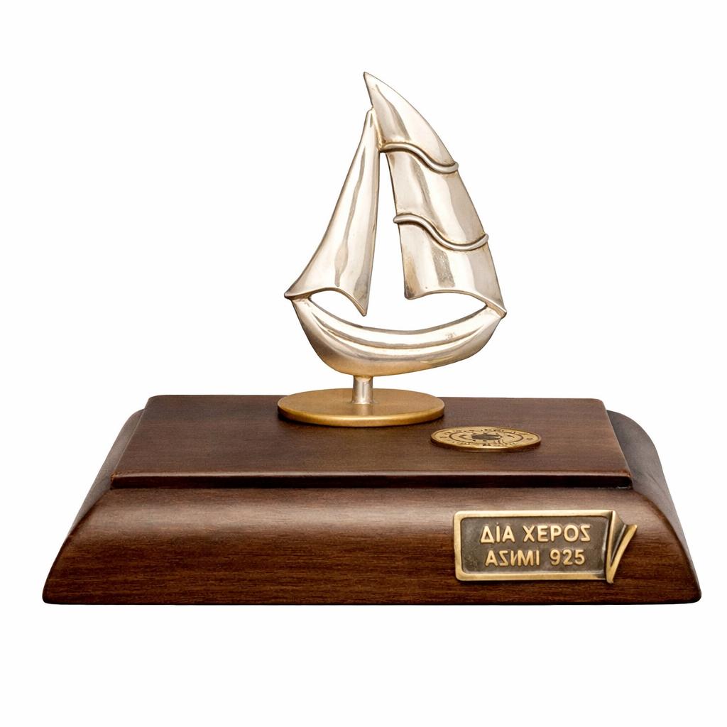 Handmade sailboat in sterling silver, Marine Gift (A-29-28)