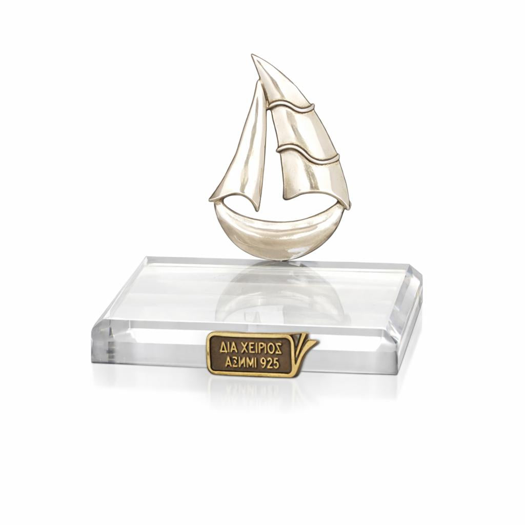 Handmade sailboat in sterling silver, Marine Gift (A-29-28)