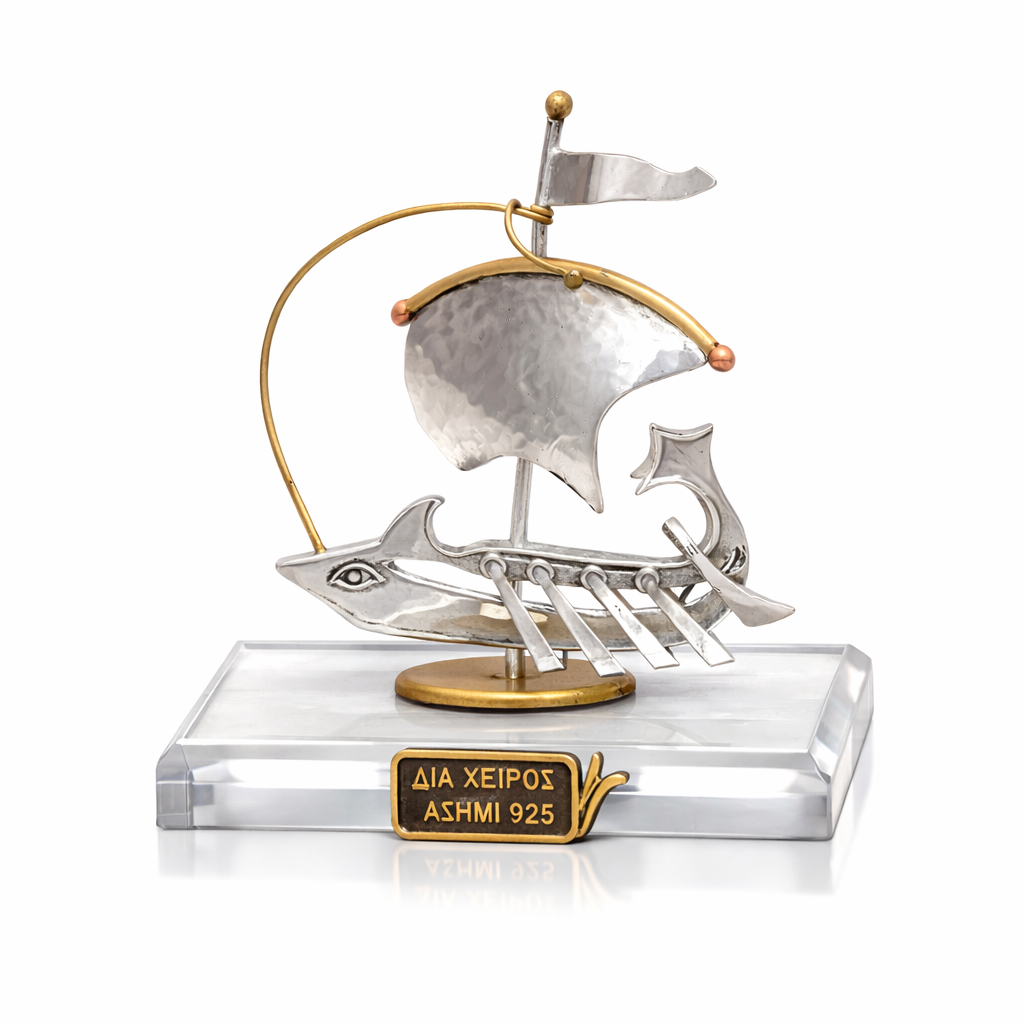 Handmade sailboat in sterling silver Nautical Decor (A-40-32)