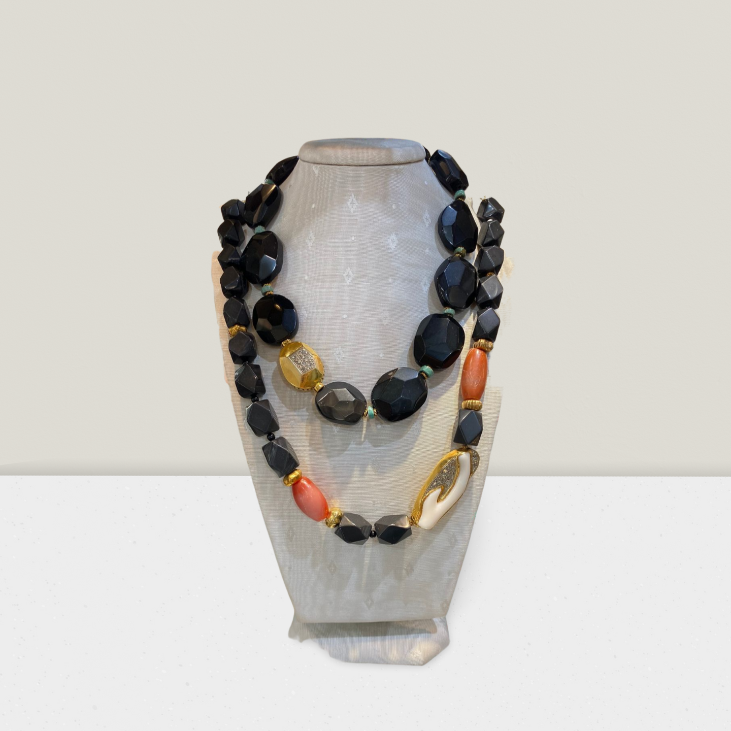 Necklace with Black Obsidian gemstones & various in gold 18k