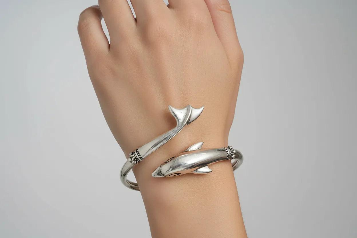 Minoan Dolphins Torc Bangle, Minoan Bracelet (B-83)