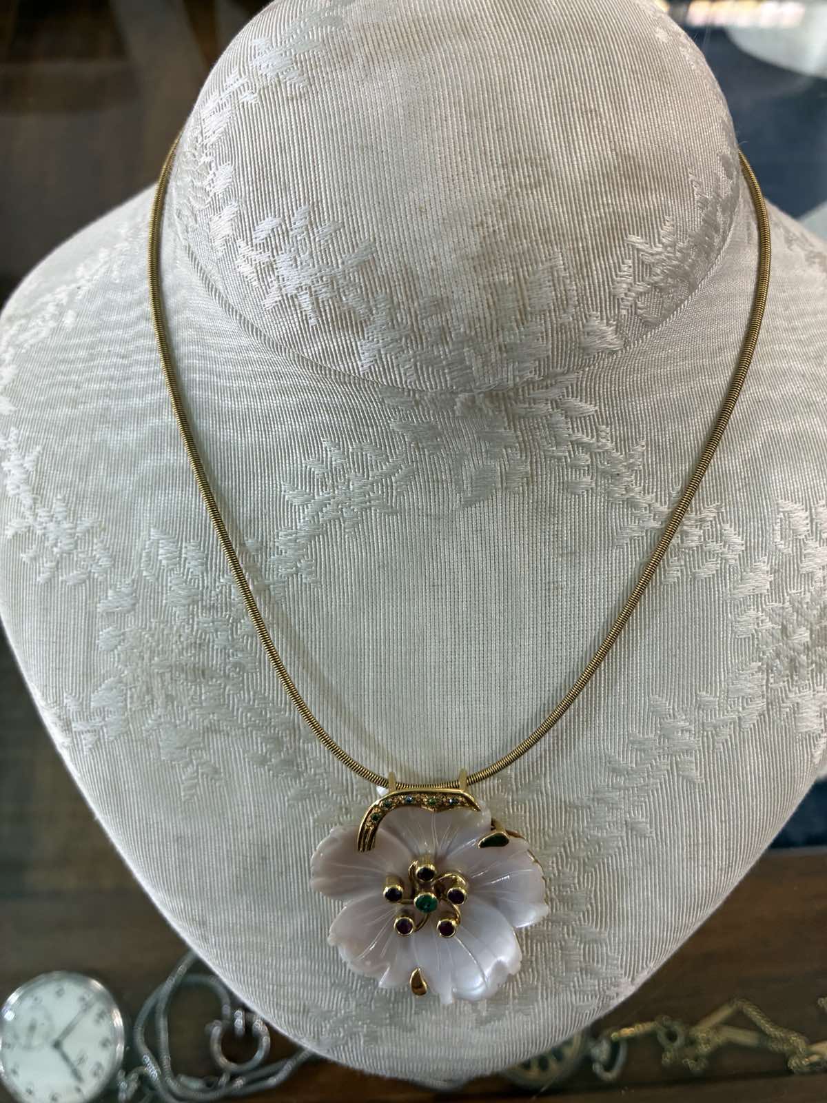 Necklace in 18k gold with Green Brilliants, Rubies & Emeralds