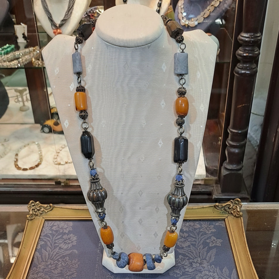 Necklace in sterling silver with Amber, Lapis Lazuli, Onyx