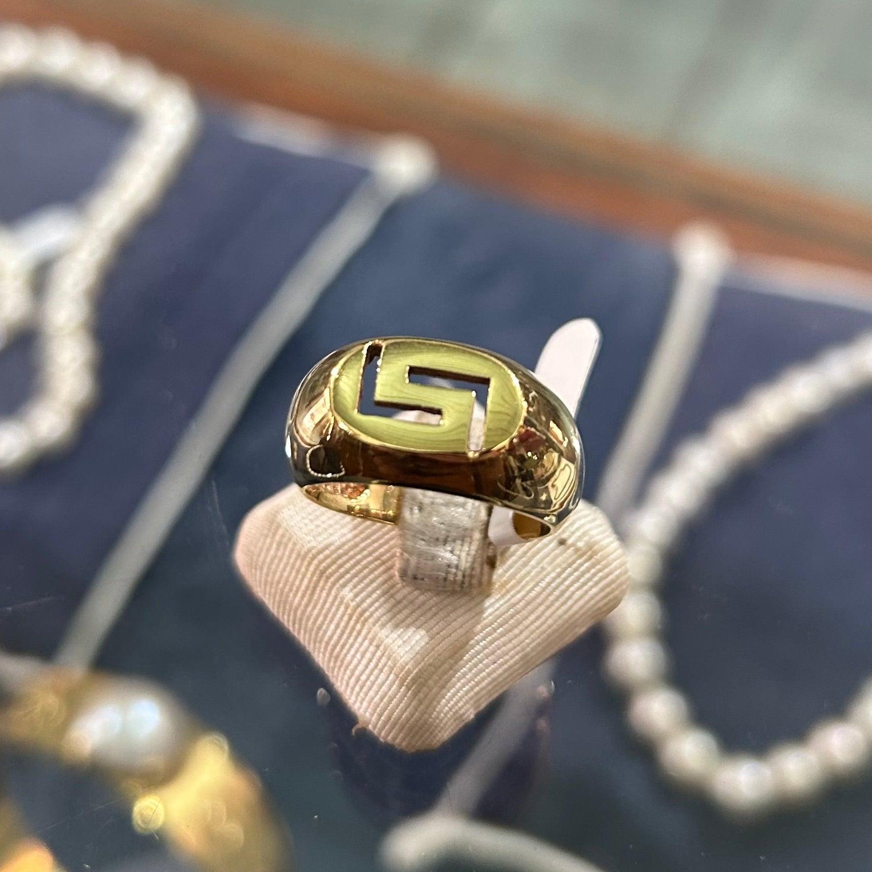 Ring in 14k gold, Meander