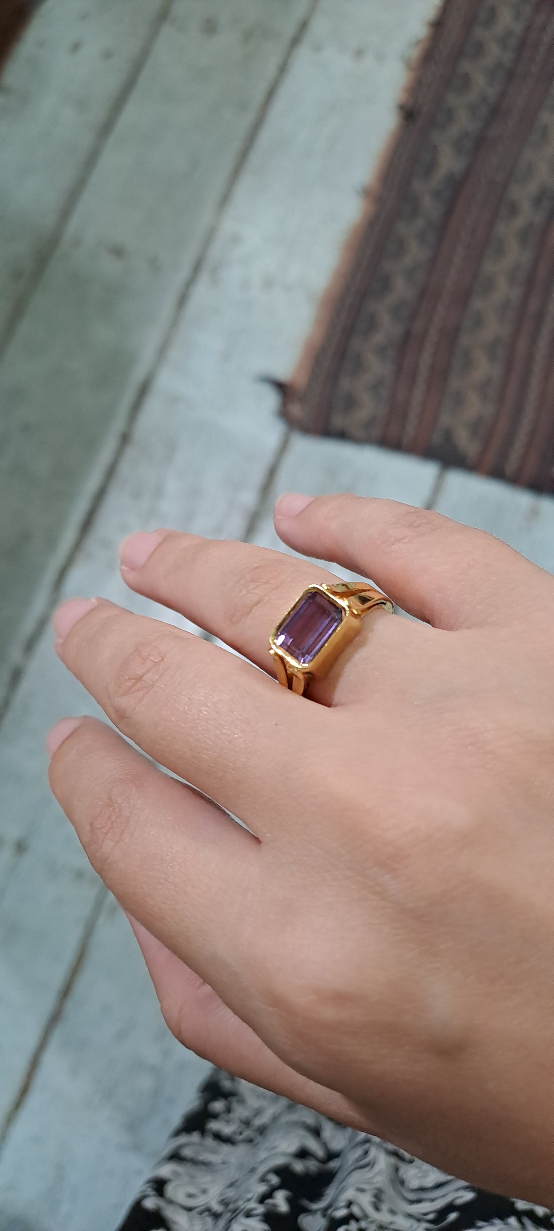 Ring in 18k Gold with Amethyst (B-46) - Dinos-Virginia