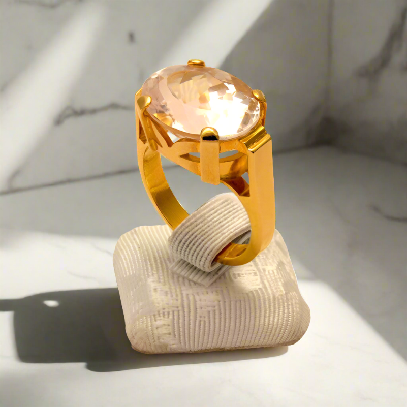 Ring in 18k Gold with Kunzite oval stone 7 c. (B-73) - Dinos-Virginia