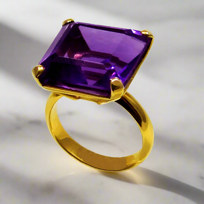 Ring in 18k Gold with amethyst (B-09) - Dinos-Virginia