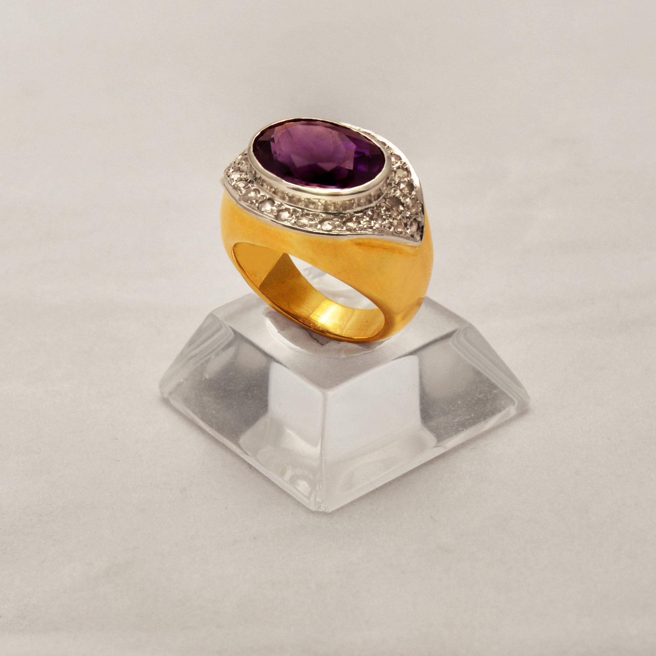 Ring in 18k gold with Amethyst stone and brilliants (B-105) - Dinos-Virginia