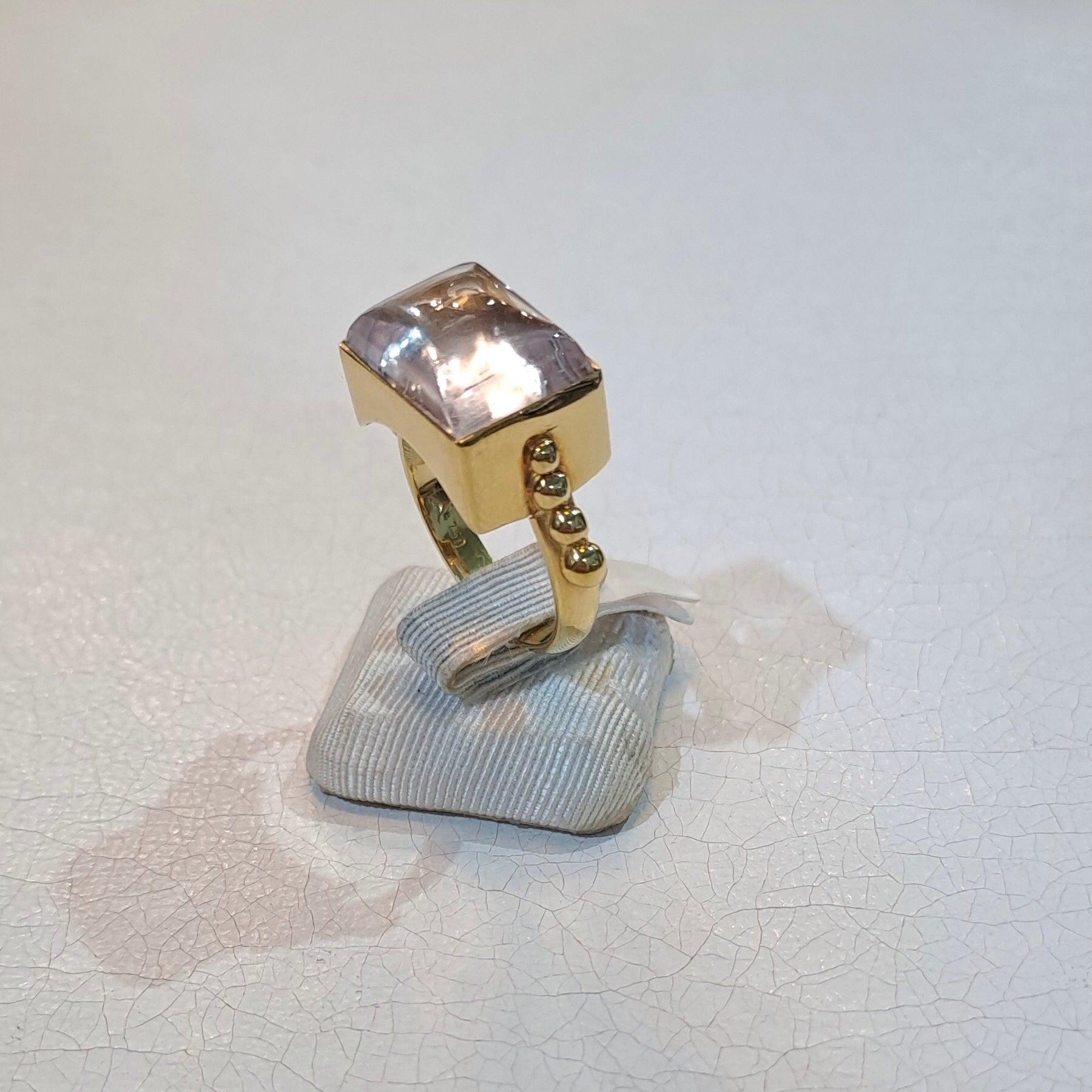Ring in 18k gold with Kunzite stone (B-109)