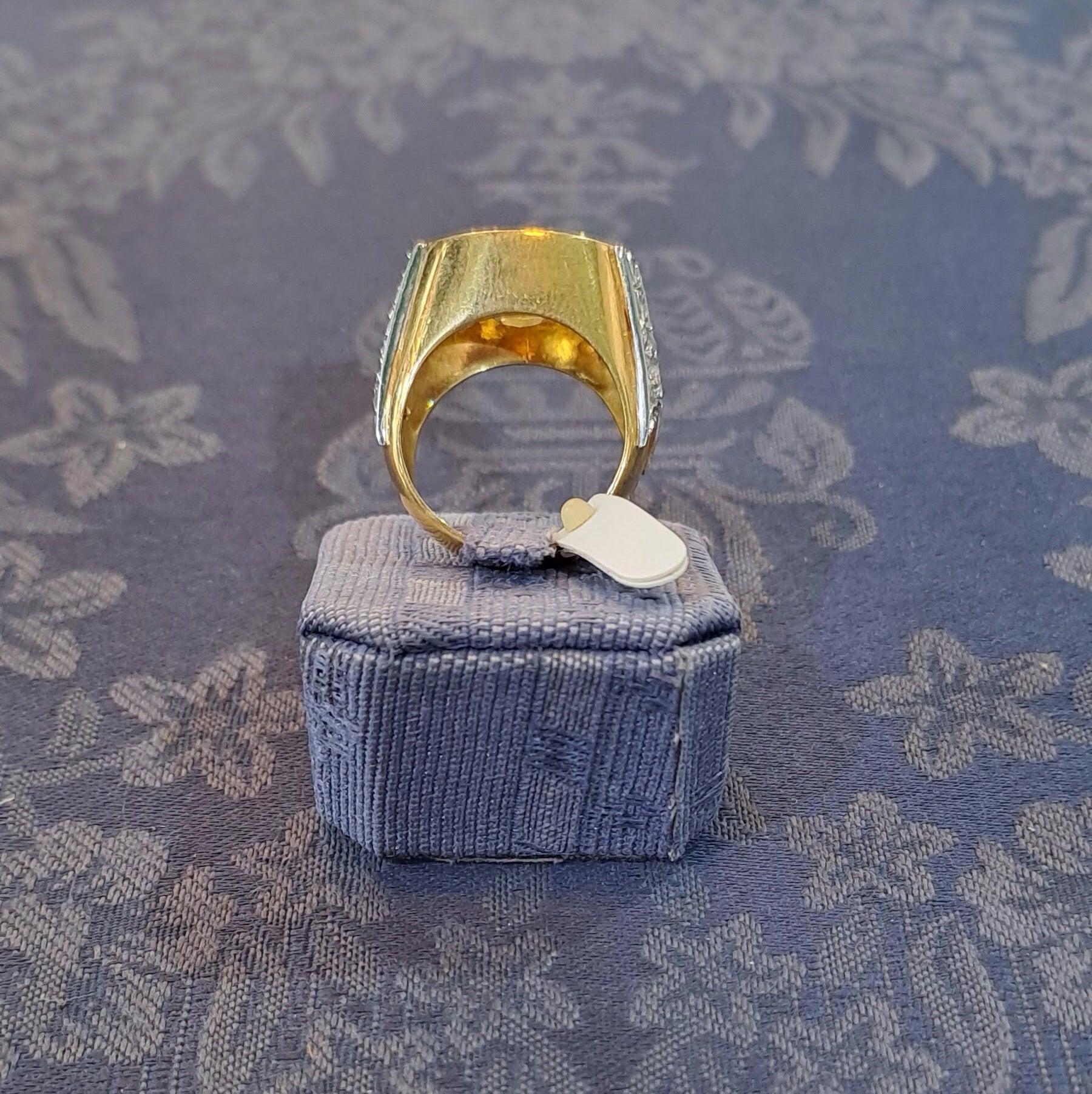 Ring in 18k gold with a citrine and brilliants (B-118)