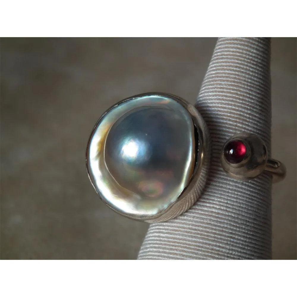 Ring in Sterling silver with Mabe Pearl (B-63)