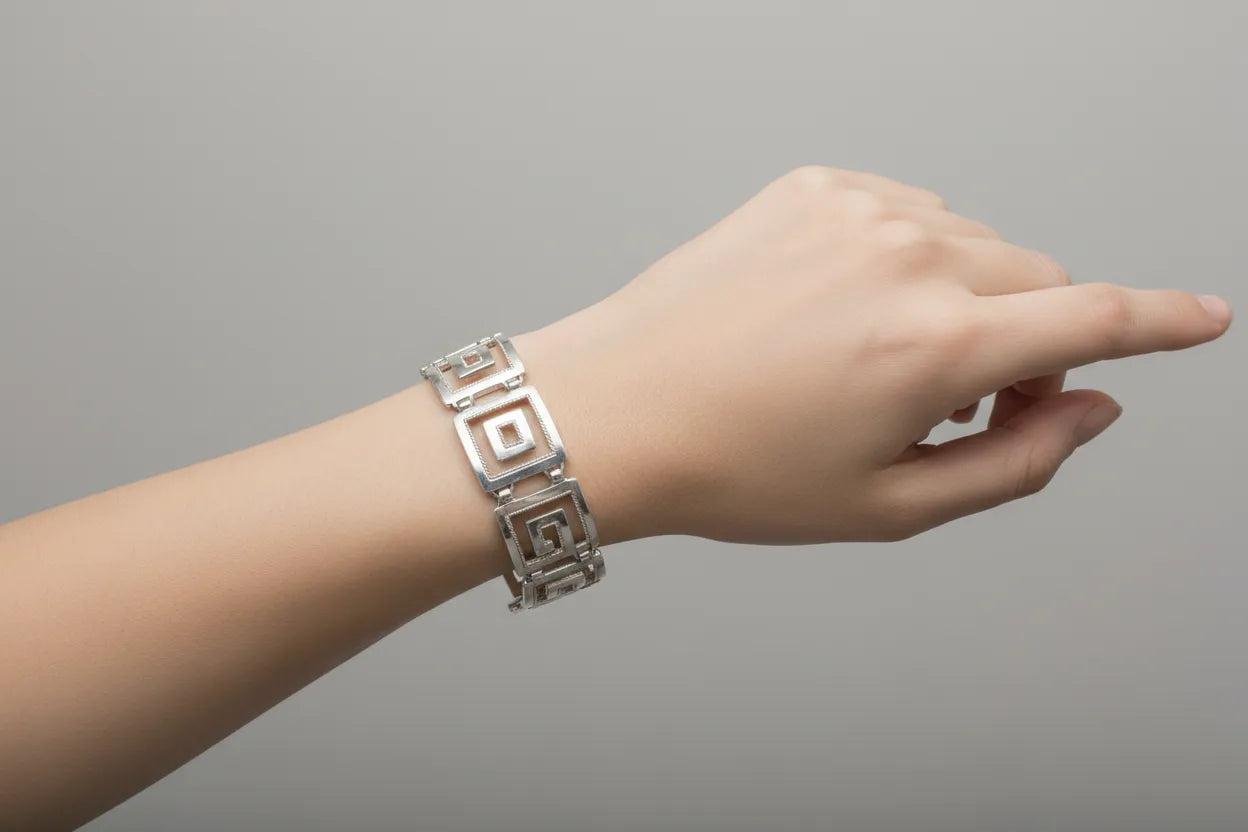 Greek Key Meander Bracelet in Sterling Silver (B-73)