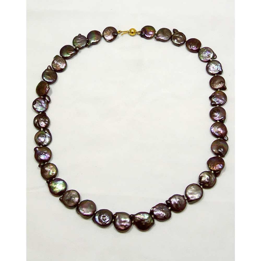 Necklace with black Keishi pearls and 18k gold clasp