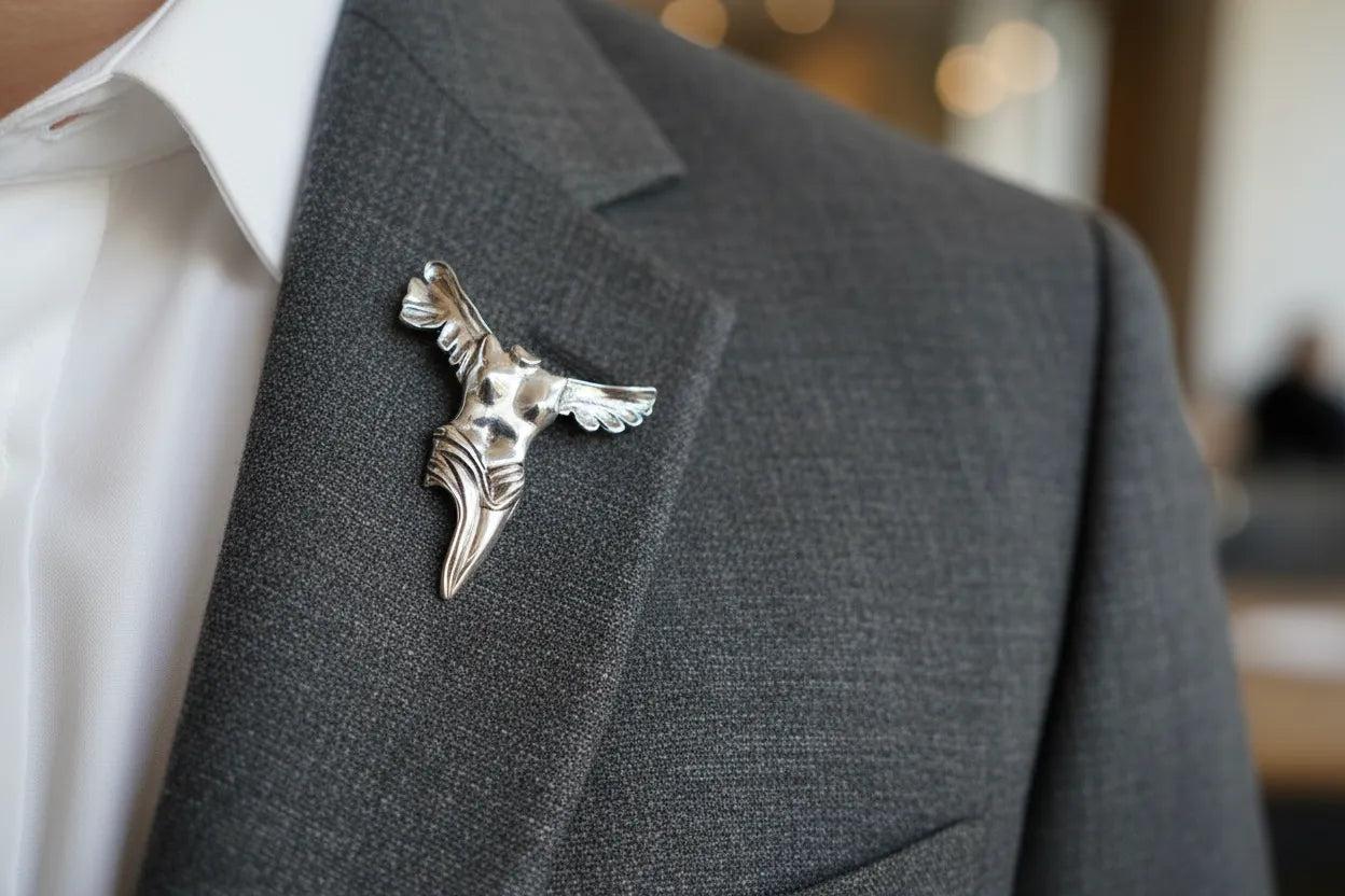 The Winged Victory of Samothrace Brooch in Sterling Silver (K-02)