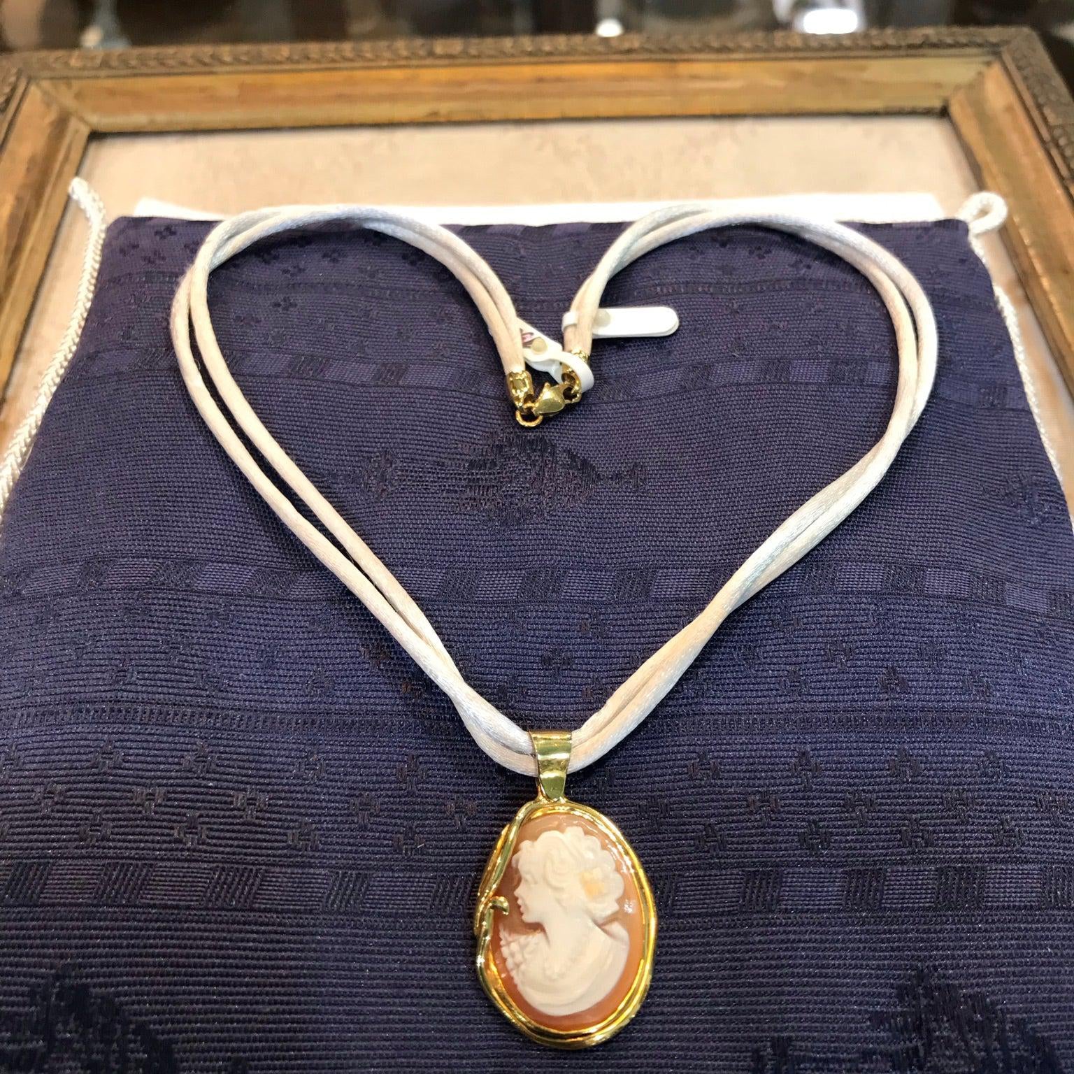 18k Gold Medallion with cameos, Medallion, Vintage Jewelry, Handmade pendant, Greek Jewelry