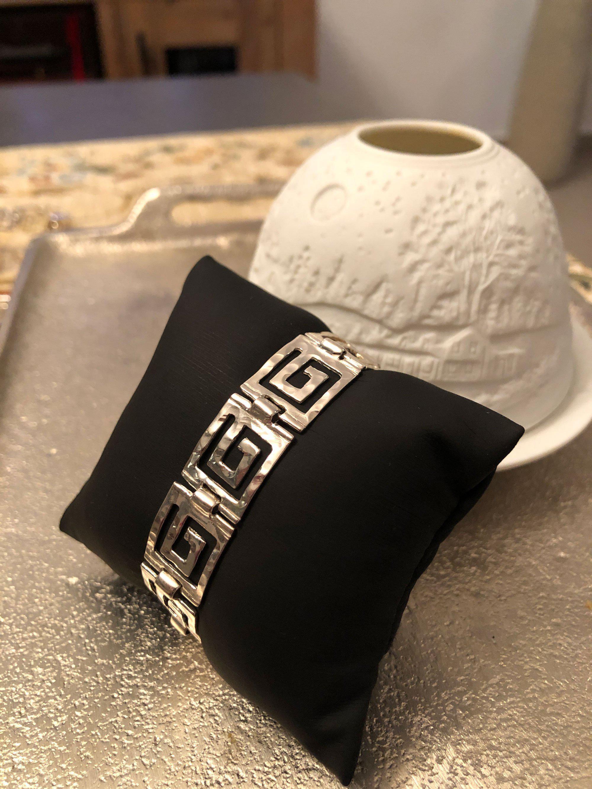 Greek Key Meander Bracelet in sterling silver (B-101)