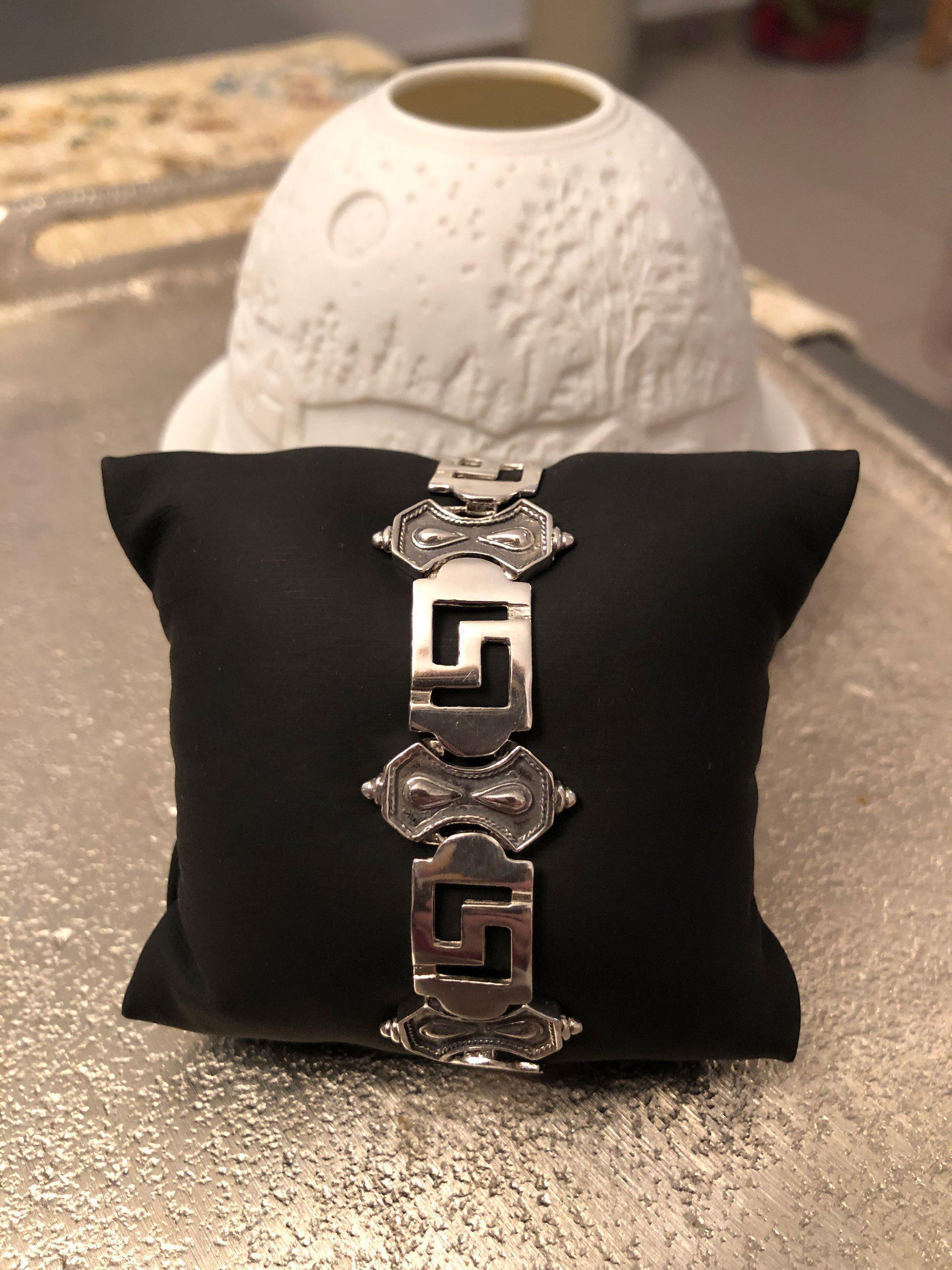 Greek Key Meander Bracelet in Sterling Silver (B-98)