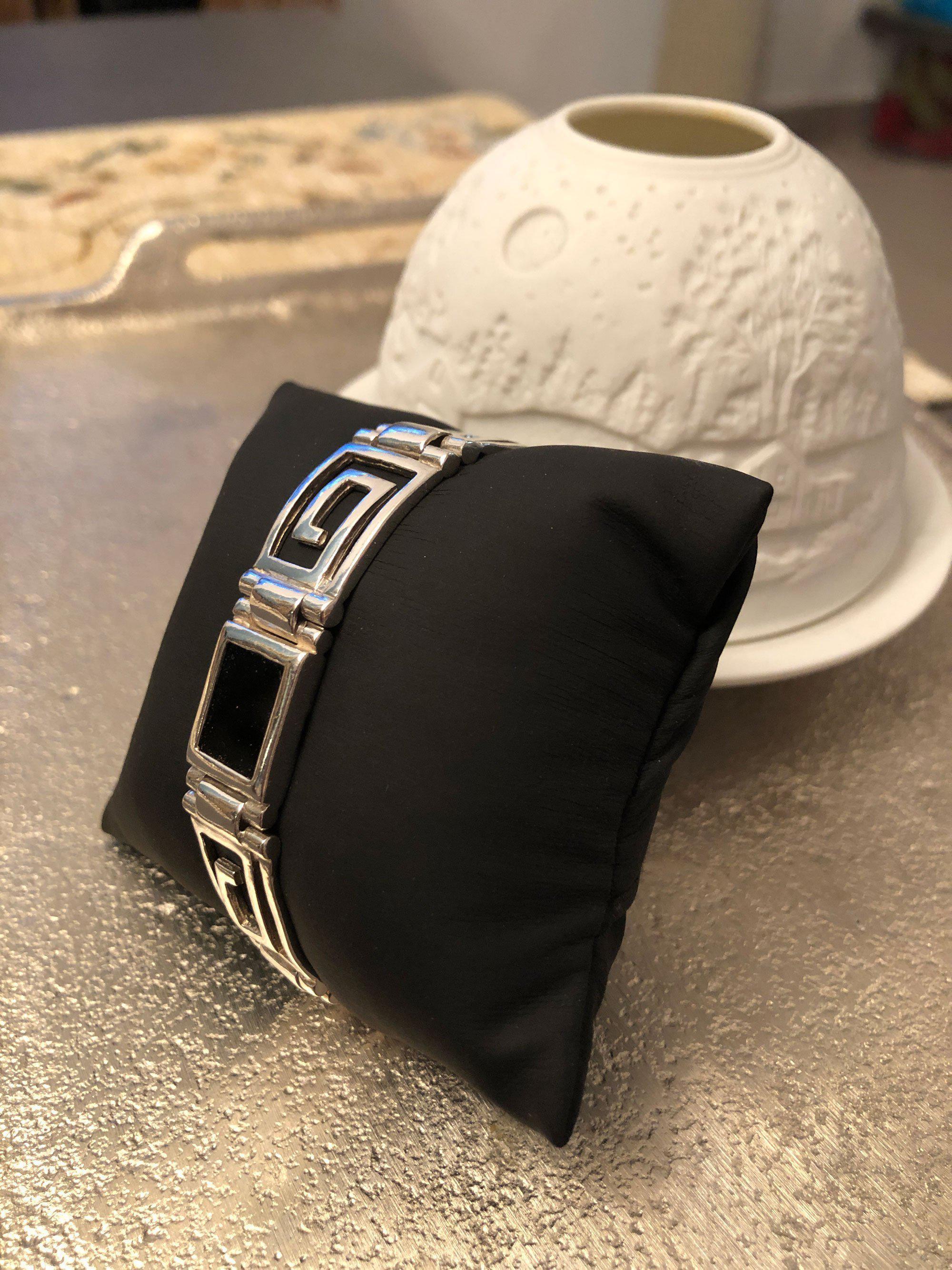 Greek Key Meander Bracelet in Sterling Silver with onyx (B-94)