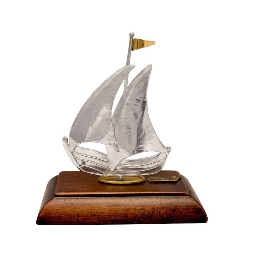 Handmade sailboat in sterling silver Nautical Decor (A-37-31)
