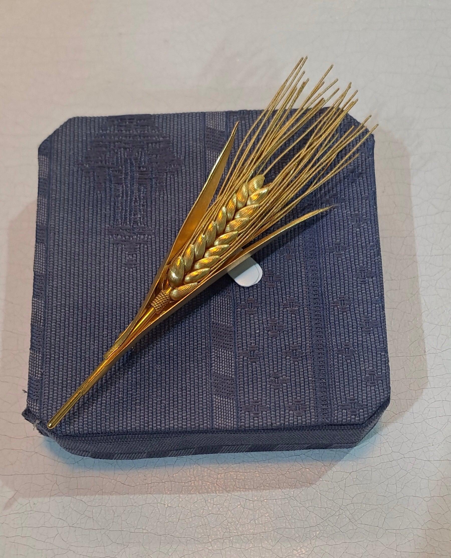 22k Gold Ears of Corn Brooch, Handmade Botanical Jewelry (DV K-02)