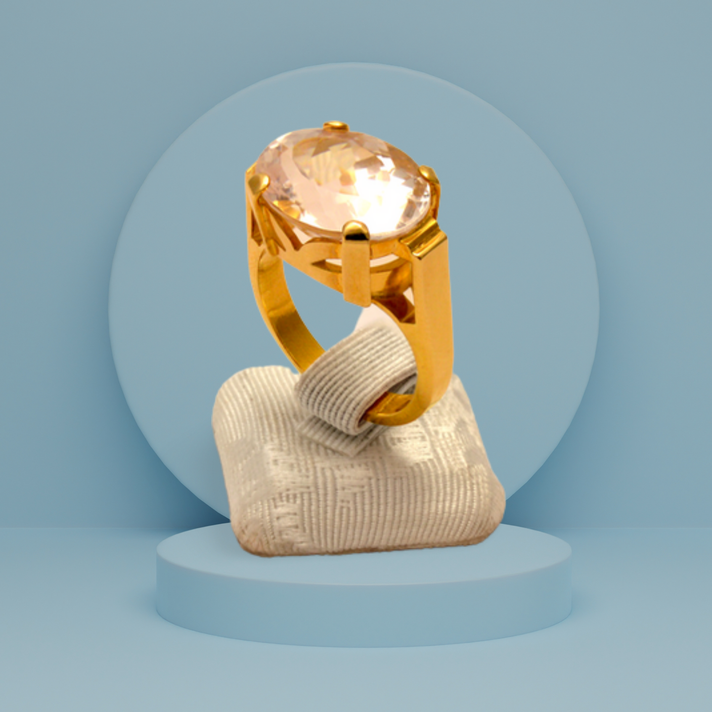 Ring in 18k Gold with Kunzite oval stone 7 c. (B-73)