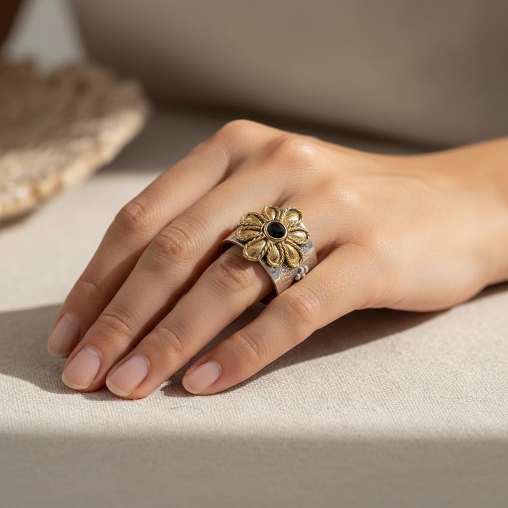 Byzantine Ring in Sterling Silver with a Blue Zircon and Gold 14k (DX-30)