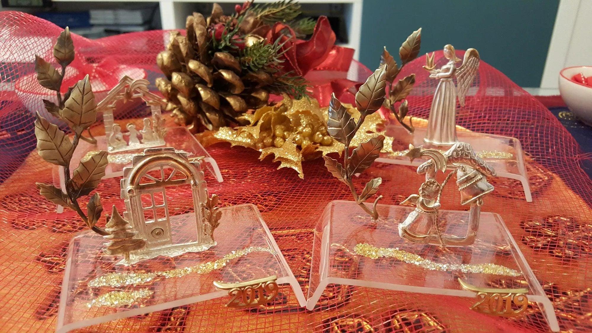 Christmas decorations, home decor, holiday decor, Christmas gift, small bronze house (PX-01)