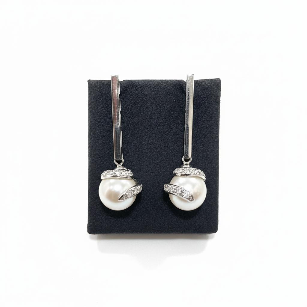Earrings in 14k gold