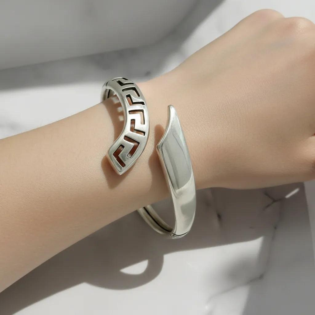 Greek Key Meander Bangle in Sterling Silver with zircon (B-64)