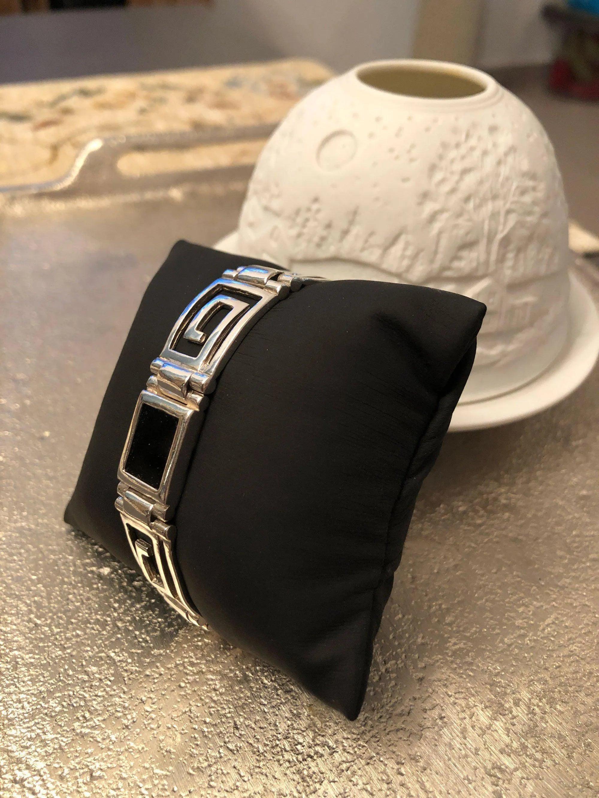 Greek Key Meander Bracelet in Sterling Silver with onyx (B-94)