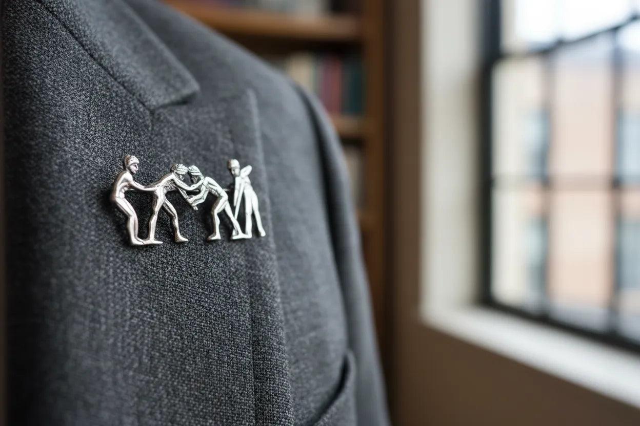 Greek Olympic Wrestles Brooch in Sterling Silver (K-74)