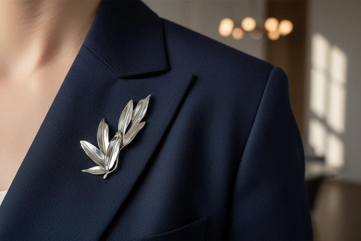 Greek Traditional Olive leaf brooch in Sterling silver (K-44)