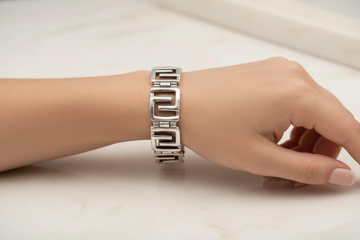 Handmade Sterling Silver Greek Bracelet, Traditional Era Jewelry (B-76)
