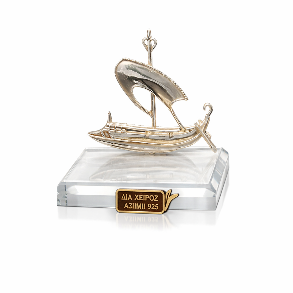 Handmade sailboat in sterling silver Nautical Decor (A-35-30)