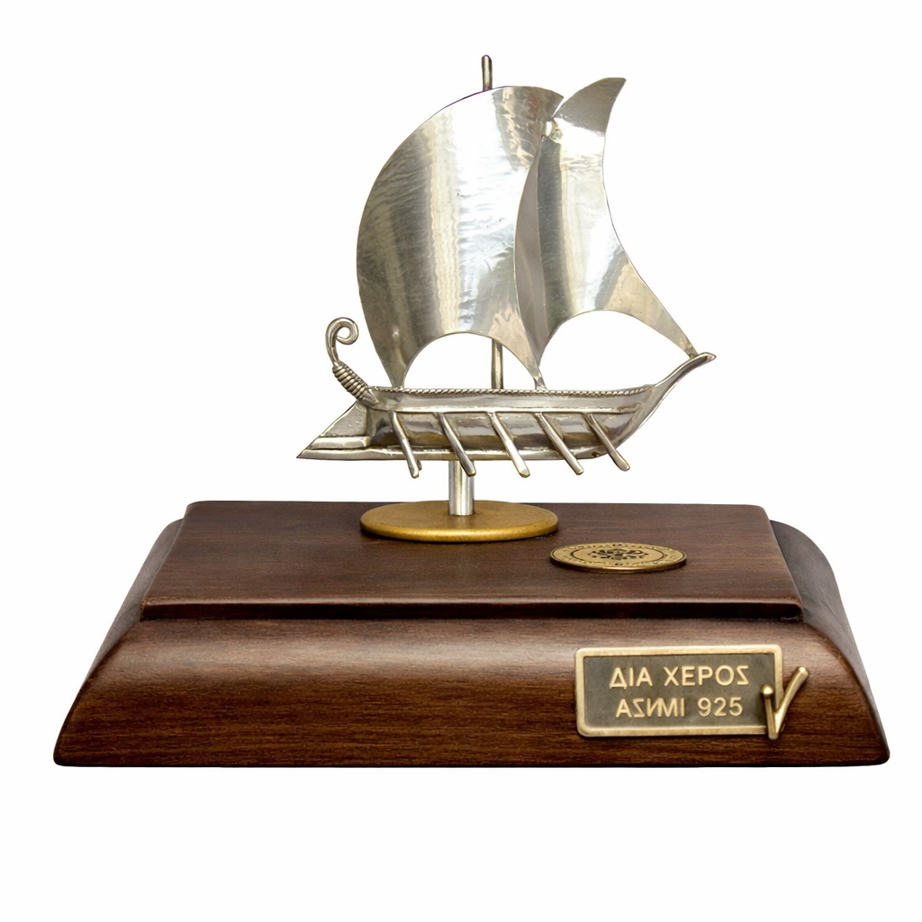 Handmade sailboat in sterling silver Nautical Decor (A-39-32)