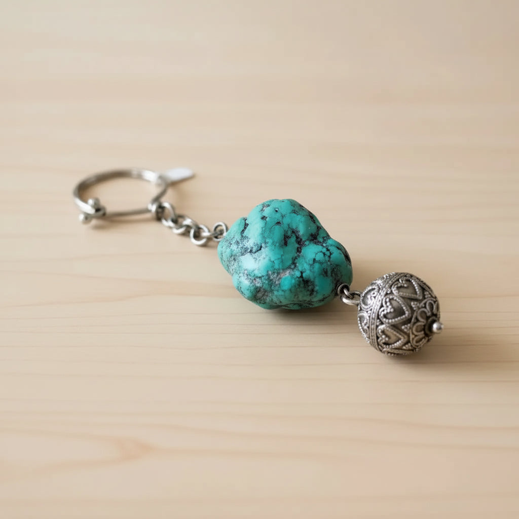 Keychain in sterling silver with gemstones