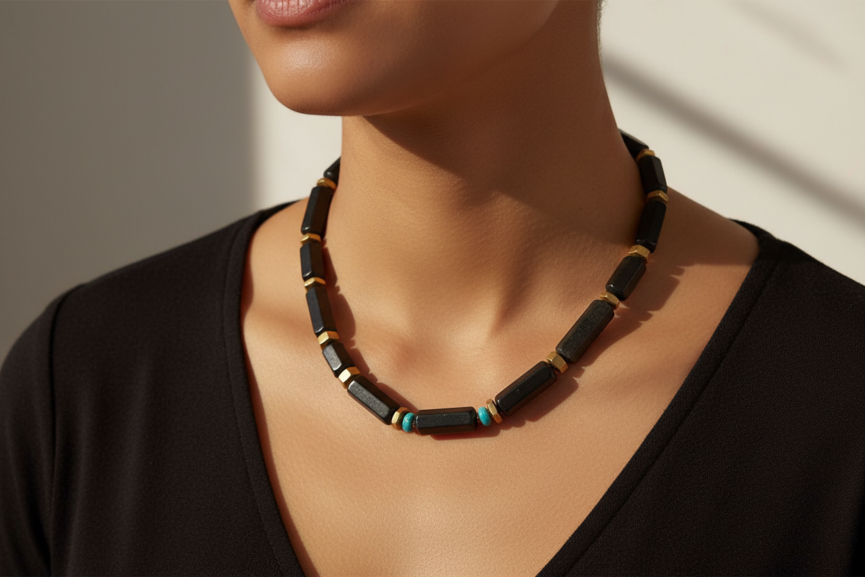 Necklace in 18k gold with Black Obsidian and Turquoise stones