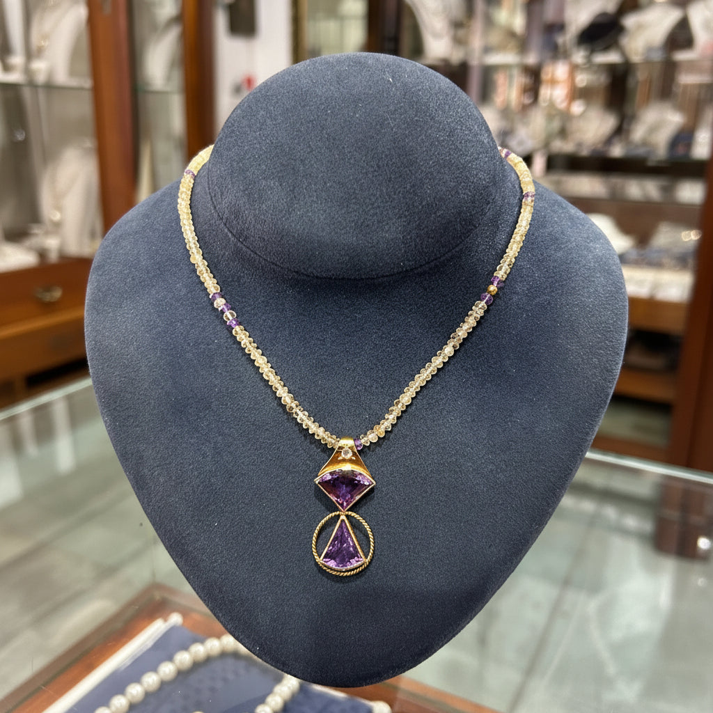 Necklace in 18k gold