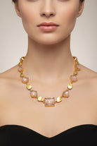 Necklace in Gold 18k & kunzite cabochon stones